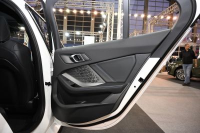 Rear door interior with handle and trim design