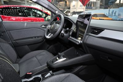 Digital dashboard, modern steering wheel, central touchscreen display