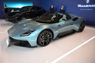 2026 Maserati MCPURA Cielo 3/4 front-left view