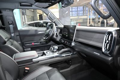 Modern dashboard and large touchscreen infotainment system