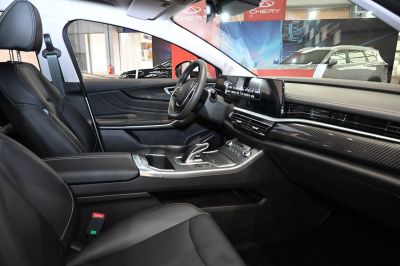 Leather seats with digital dashboard display