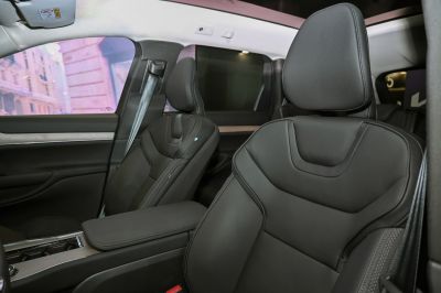 Premium leather front seats with modern ergonomic design