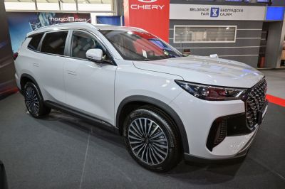 Sleek modern SUV with LED headlights and alloy wheels