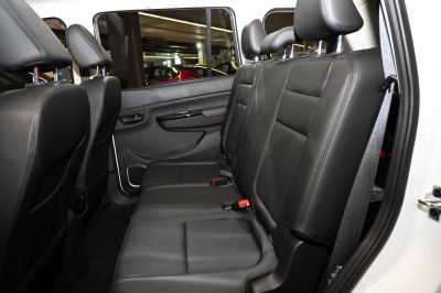 Leather rear seats with spacious and comfortable design