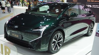 2025 JY Air 3/4 front-left view