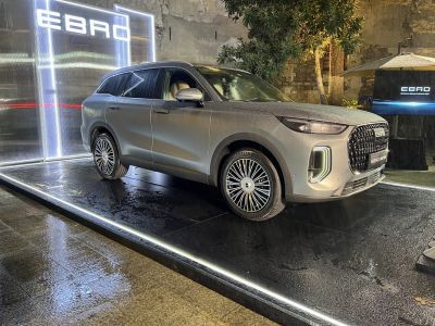 SUV side and front profile with LED headlights and large grille