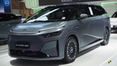 XPENG X9 Preview