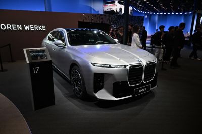 2027 BMW i7 (G70 LCI, facelift 2026) Preview