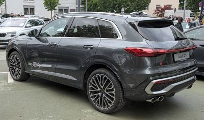 Rear and side view with LED taillights and dual round exhaust