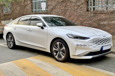 2021 Kia K8