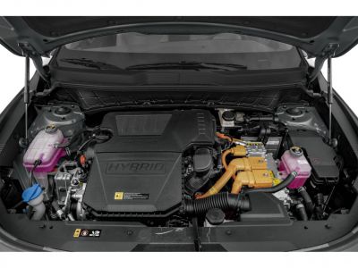 Hybrid engine bay with highlighted orange high-voltage cables and fluid reservoirs