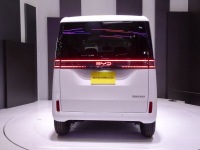Rear view with LED light bar and boxy modern design