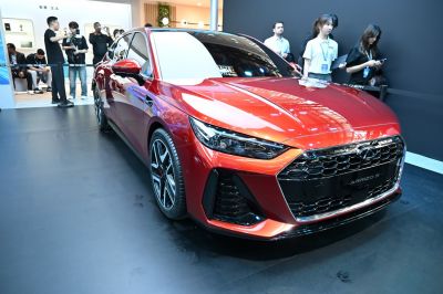 Aggressive front grille with sharp LED headlights