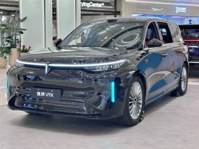 2026 WEY V9X LWB 3/4 front-left view