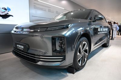 Futuristic front fascia with slim LED headlights and aerodynamic wheel design