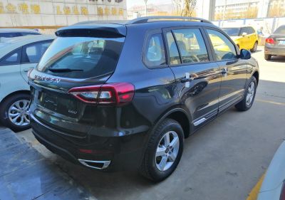 Rear and side view of SUV with distinctive taillights and elegant body lines