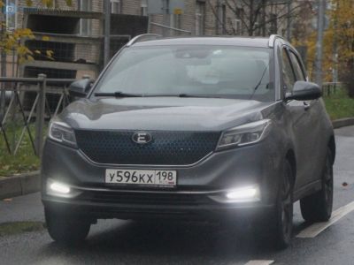 2022 Evolute i-Joy I front view