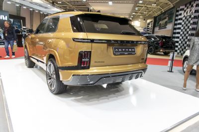 SUV rear with LED tail lights and sporty diffuser