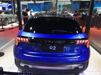 Rear view with modern LED taillights and rear window wiper