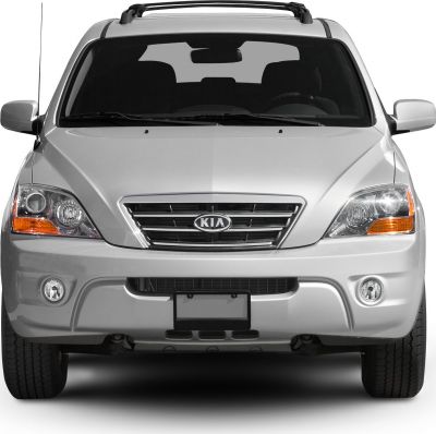 SUV front view with headlights, grille and fog lamps