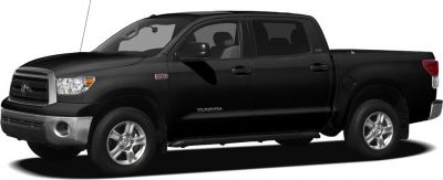 Side view of extended cab pickup with alloy wheels and facelift front design