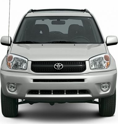 Front view of an SUV with grille, headlights, fog lights, and antenna