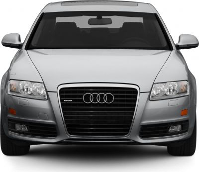 Front view with grille and headlights