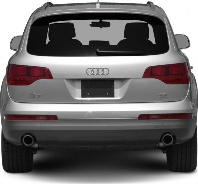 Rear view of SUV with dual exhaust and rear window wiper