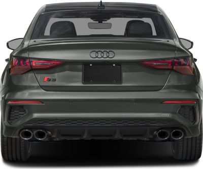 Rear view with quad exhaust and LED tail lights
