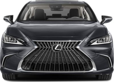 Prominent spindle grille and LED headlights front view