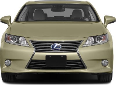 Front view with spindle grille and headlight design