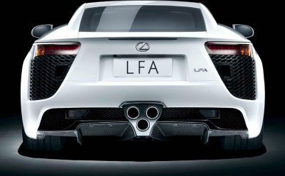 Lexus LFA rear with tri-exhaust and tail light design
