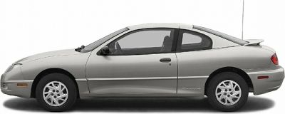 Side profile of a compact sporty coupe with smooth contours and two doors