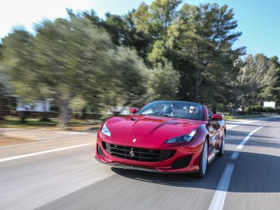 2018 Ferrari Portofino 3/4 front-left view