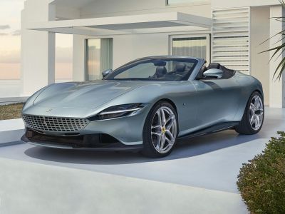2023 Ferrari Roma Spider 3/4 front-left view