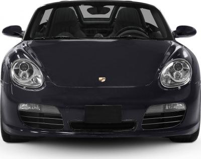 Front view with headlights and aerodynamic hood