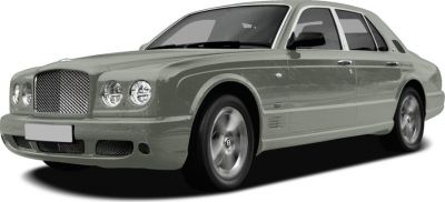 Front grille and wheel design of a luxury sedan