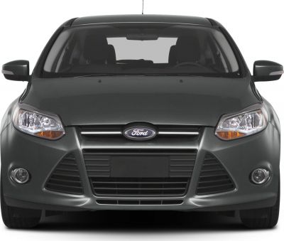 Front view showing grille, headlights, and fog lamps of a hatchback