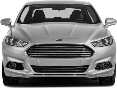 Front fascia with horizontal grille and modern headlights