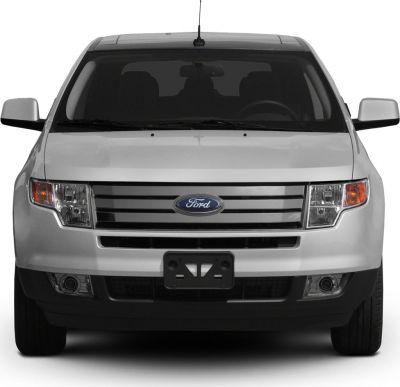 Bold front grille and rectangular headlights with fog lights