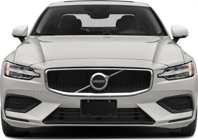 Front view with distinctive grille and LED headlights