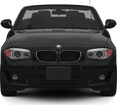 Front view with kidney grille, circular headlights, fog lights